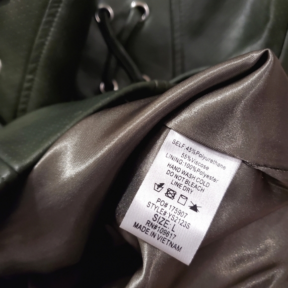 Shinestar - PU Faux Leather Lace Up Detail Skirt - Size L  (NWT) - Picture 8 of 8